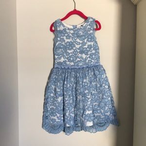 Girls dress
